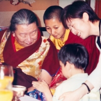 Mindrolling family with Jetsün Khandro RInpoche (center)