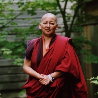 Mindrolling Jets&amp;uumln Khandro Rinpoche.