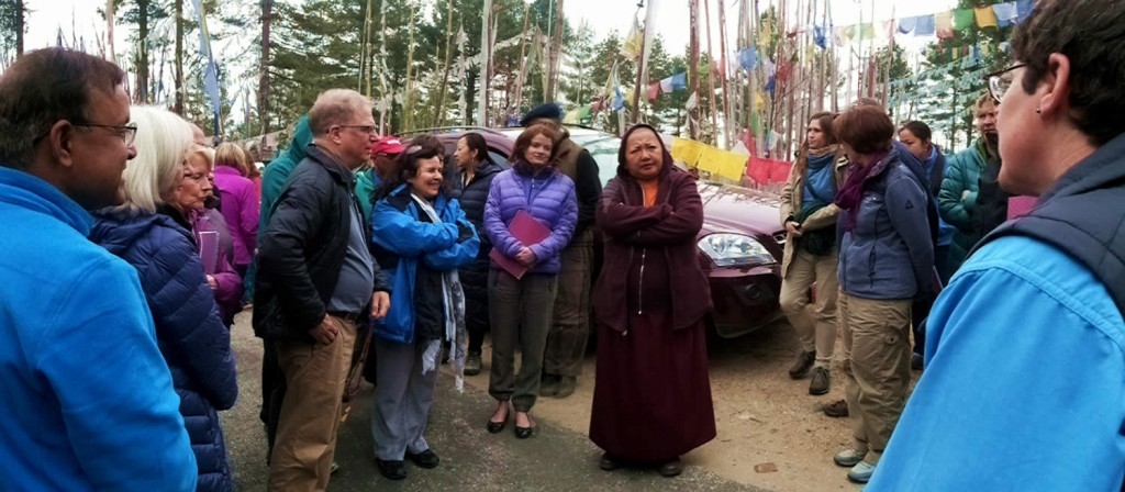 Jets&uuml;n Khandro Rinpoche and students during a return visit to Pelela pass.