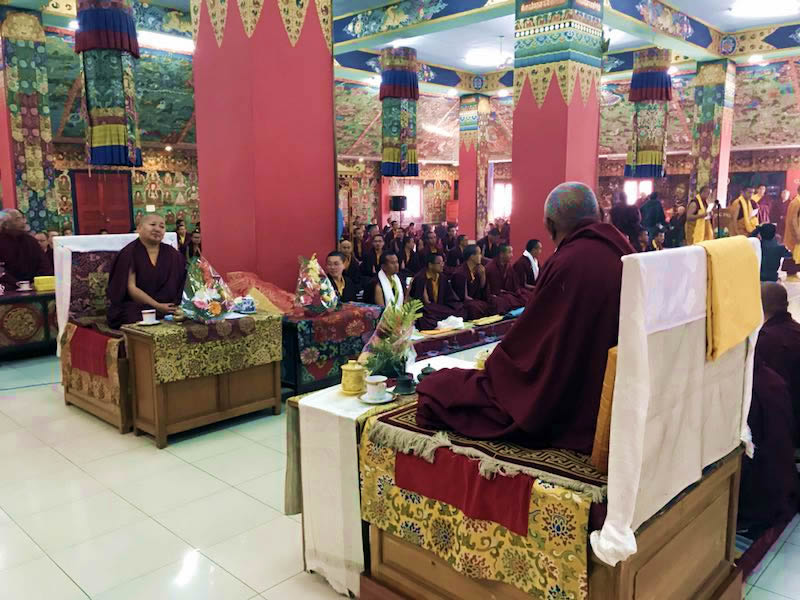 Kybaje Khochhen Rinpoche and HE Minling Jetsün Khandro Rinpoche during the ceremony
