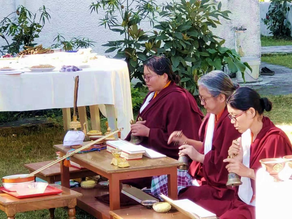 Three-Year Retreat Ends at Samten Tse Retreat Center (STRC)